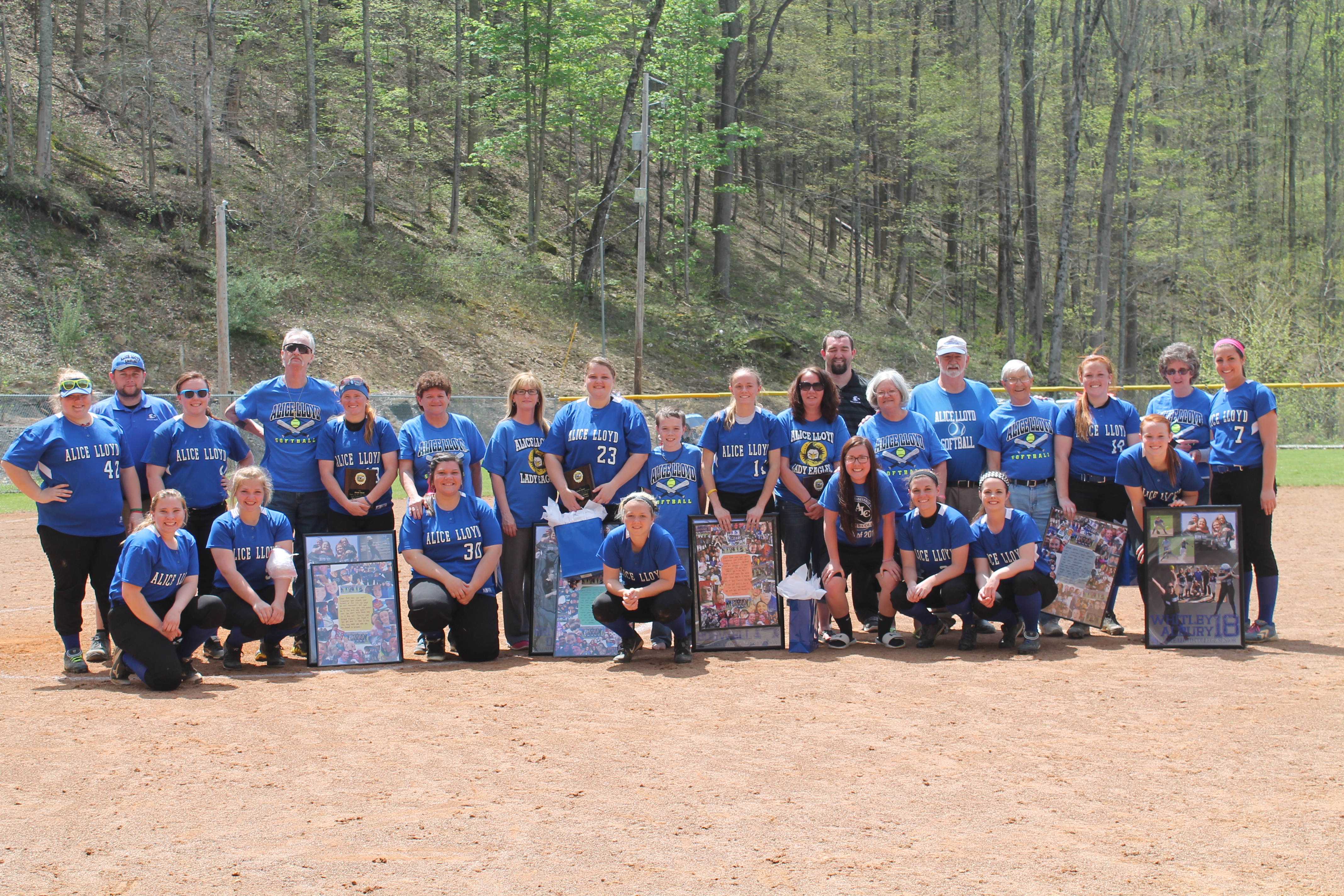 Softball Concludes Season in KIAC Tournament