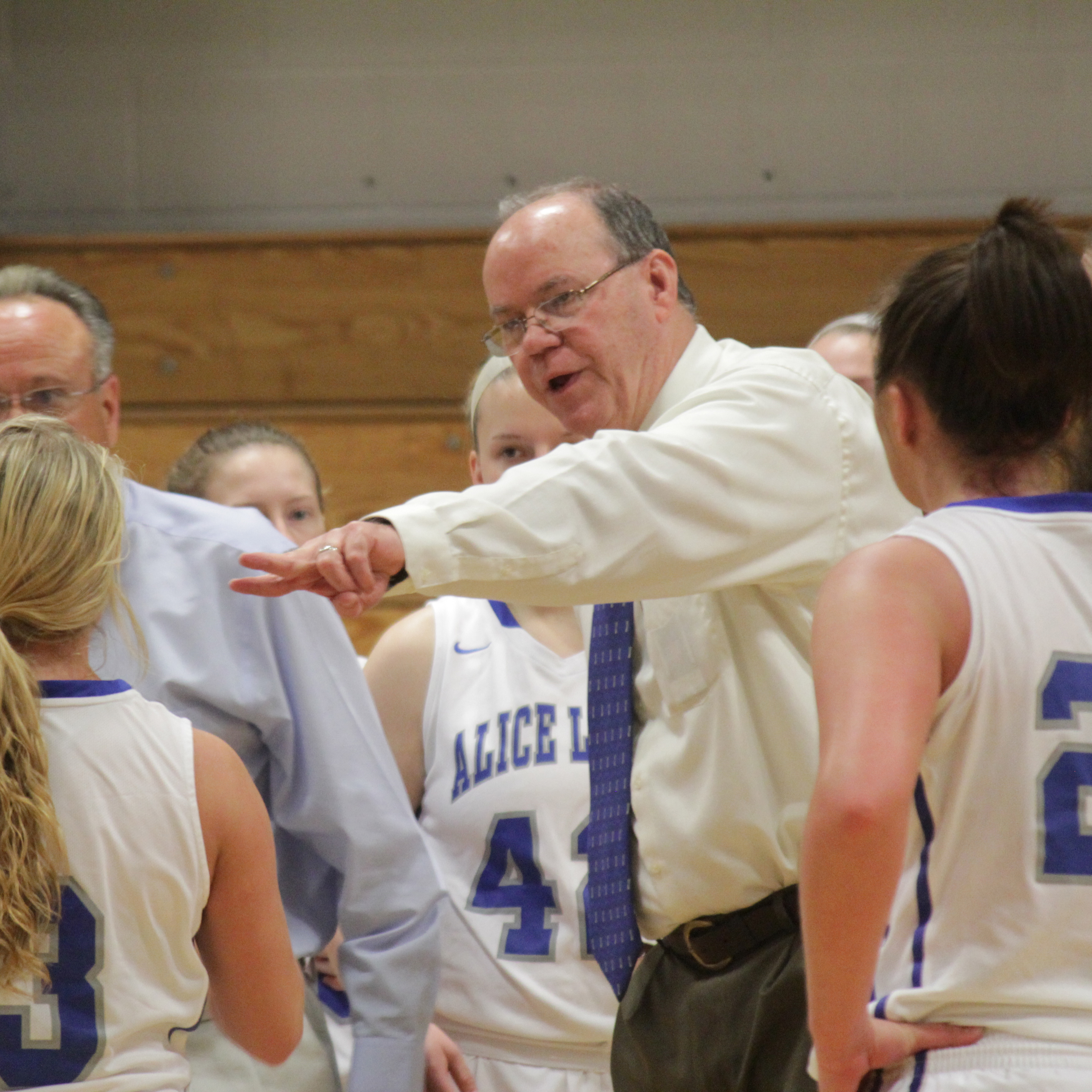 Alice Lloyd Lady Eagles Drop Close Decision at West Virginia Tech