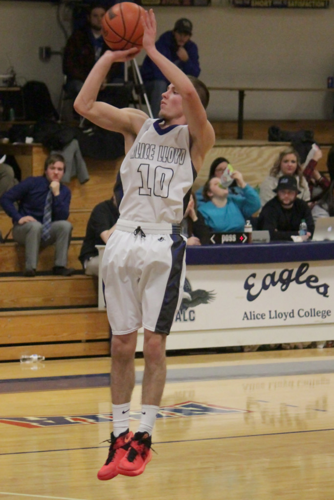Men's Basketball CCU 3