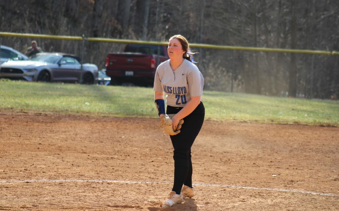 Alice Lloyd College Lady Eagles Softball Splits with Johnson University