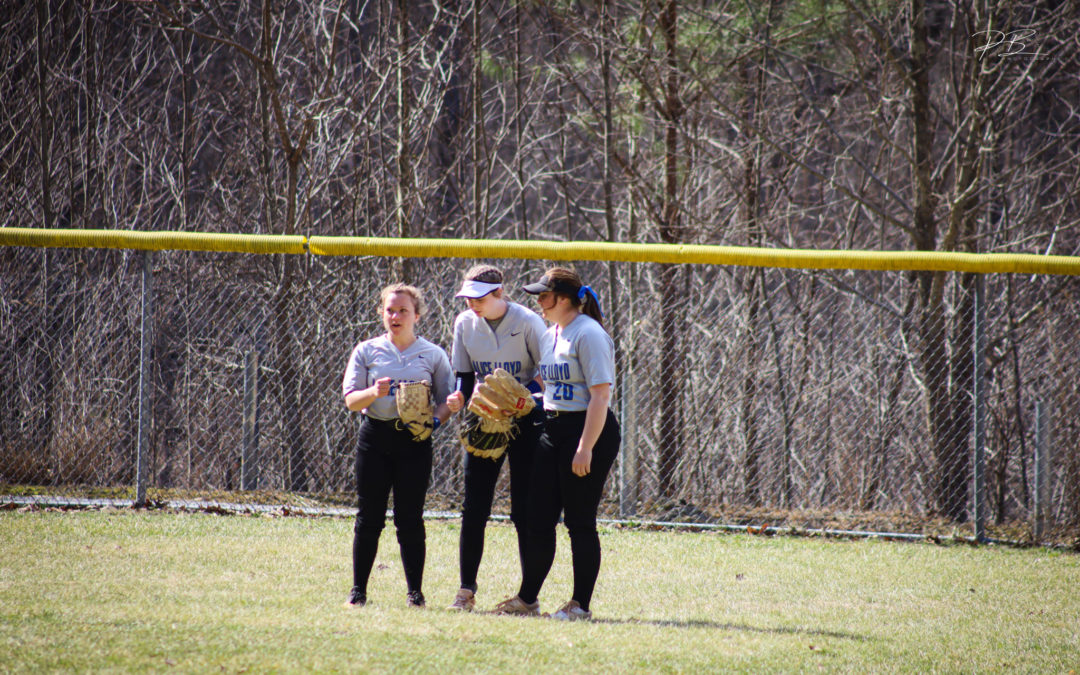Alice Lloyd College Lady Eagles Softball Hosts Berea College