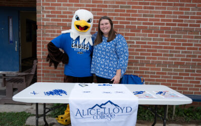 Alice Lloyd College Shares Eagle Spirit at Letcher Elementary and Middle School Family Night